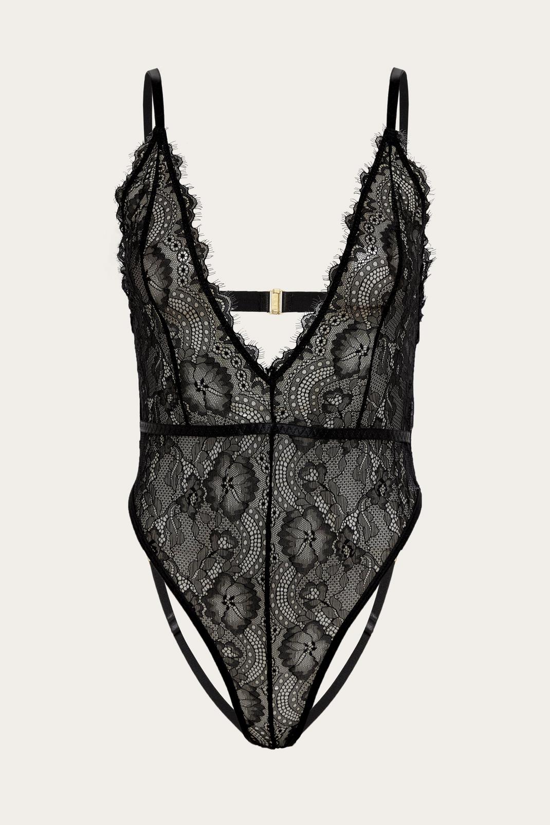 Black Scalloped Lace Cut Out Bumless Bodysuit image number 1