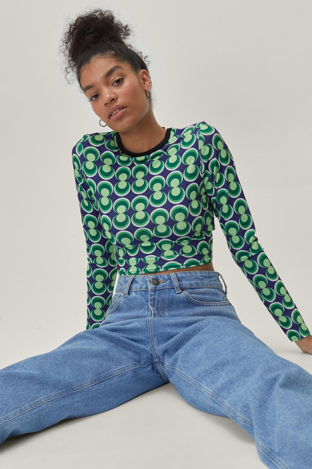 Blue Retro Circle Print Fitted Crop Top image number 1