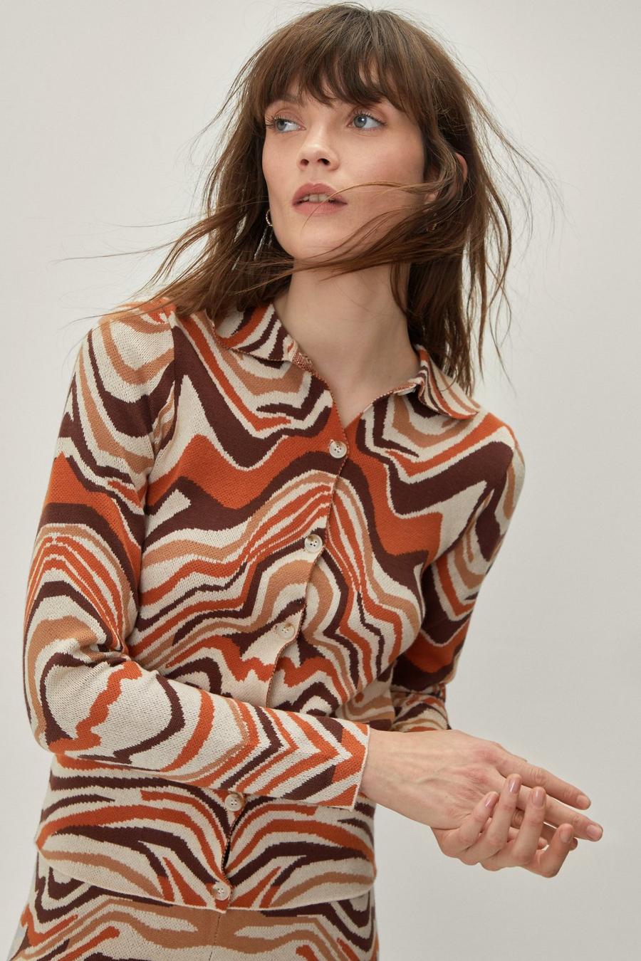 Wave Print Knitted Ruched Front Shirt