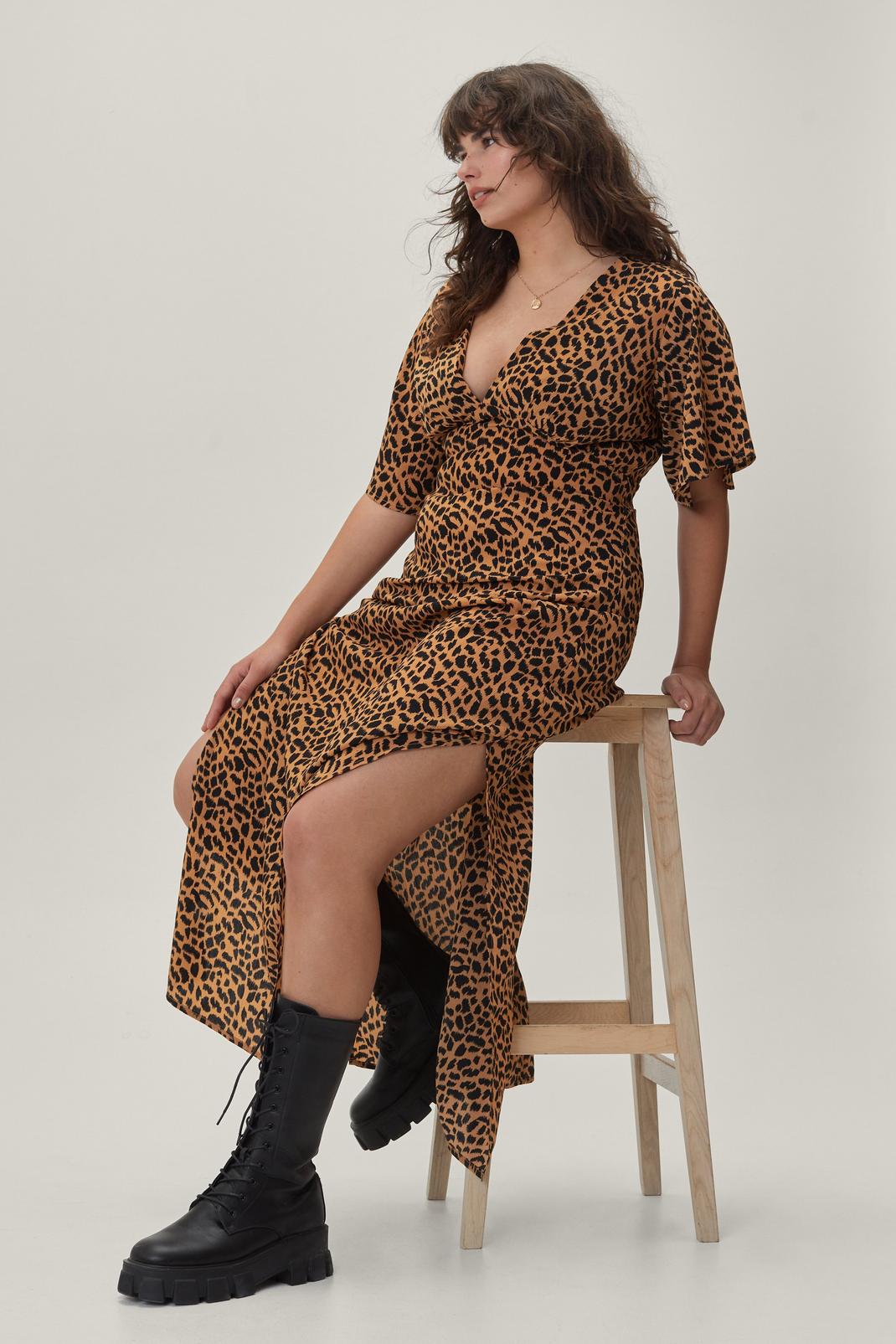 166 Plus Size Leopard Angel Sleeve Maxi Dress image number 2