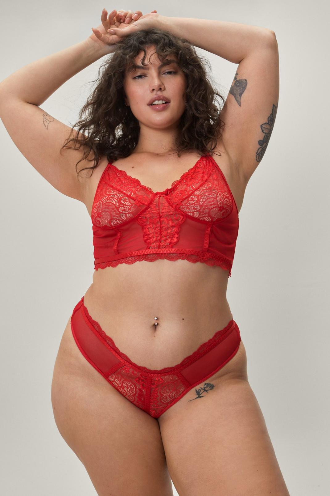 Red Plus Size Scallop Lace Bralet and Knicker Set image number 1