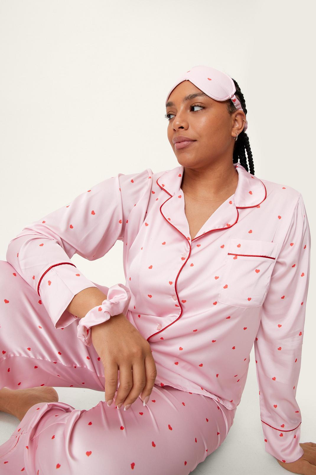 155 Plus Size Satin Heart Print 6pc Pyjama Set image number 2