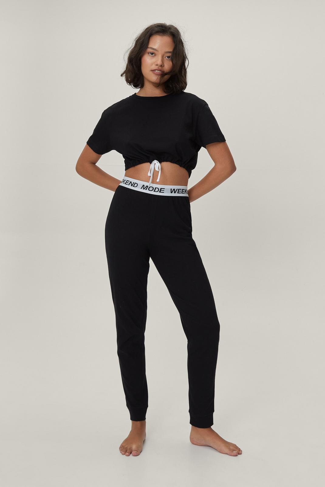 Pyjama crop top & pantalon de jogging à inscription Weekend mode, Black image number 1