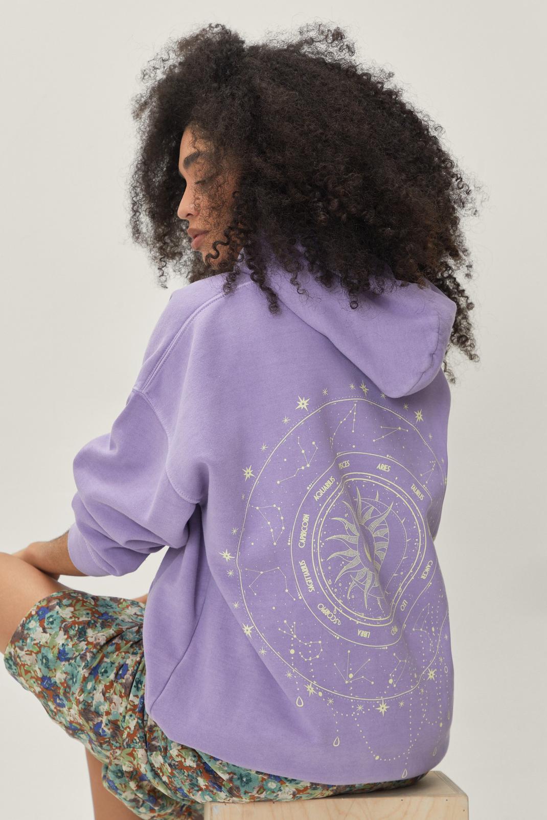 Sweat à capuche délavé à imprimé astrologie au dos, Lilac image number 1