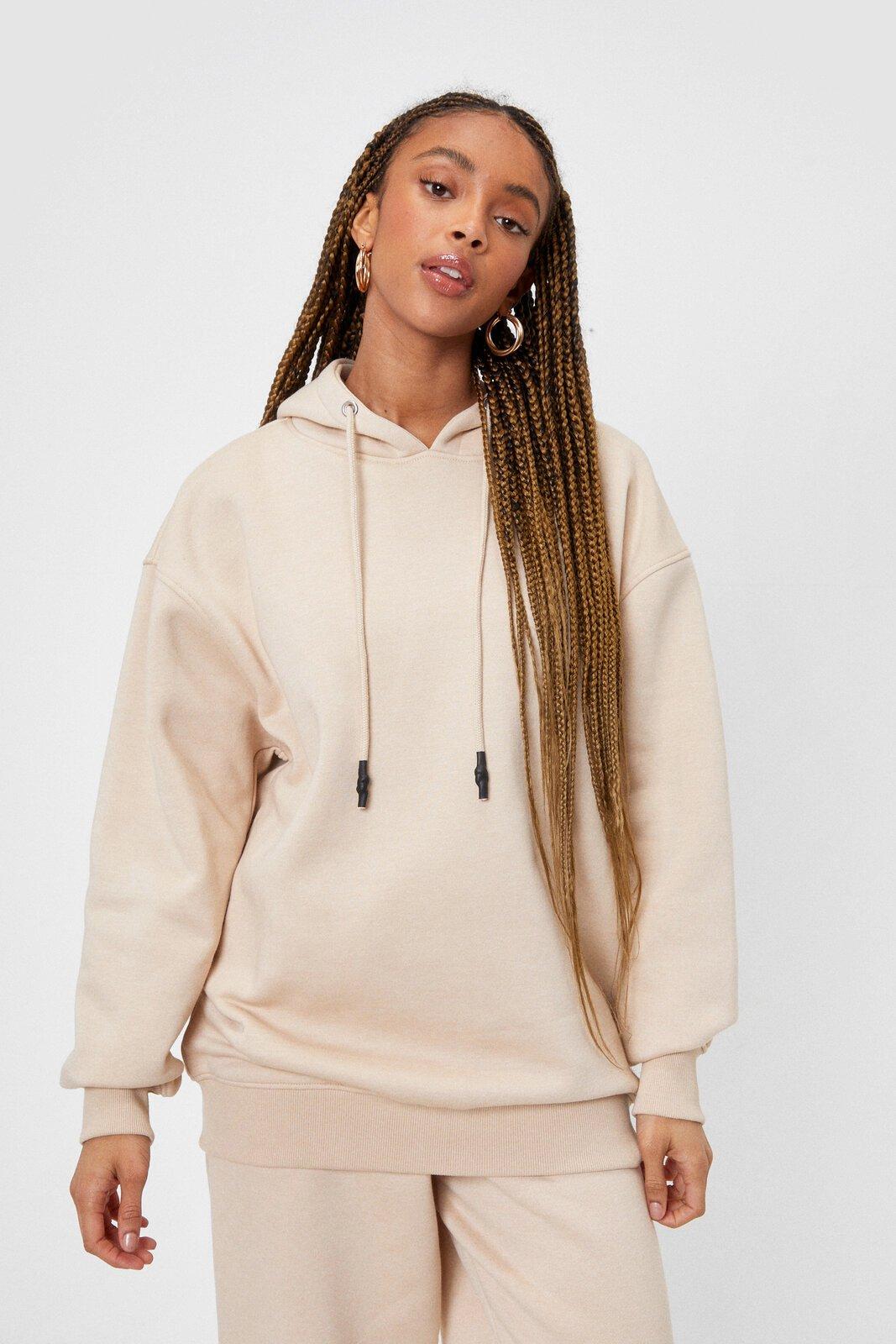 10 Of The Comfiest Oversized Hoodies To Lounge In