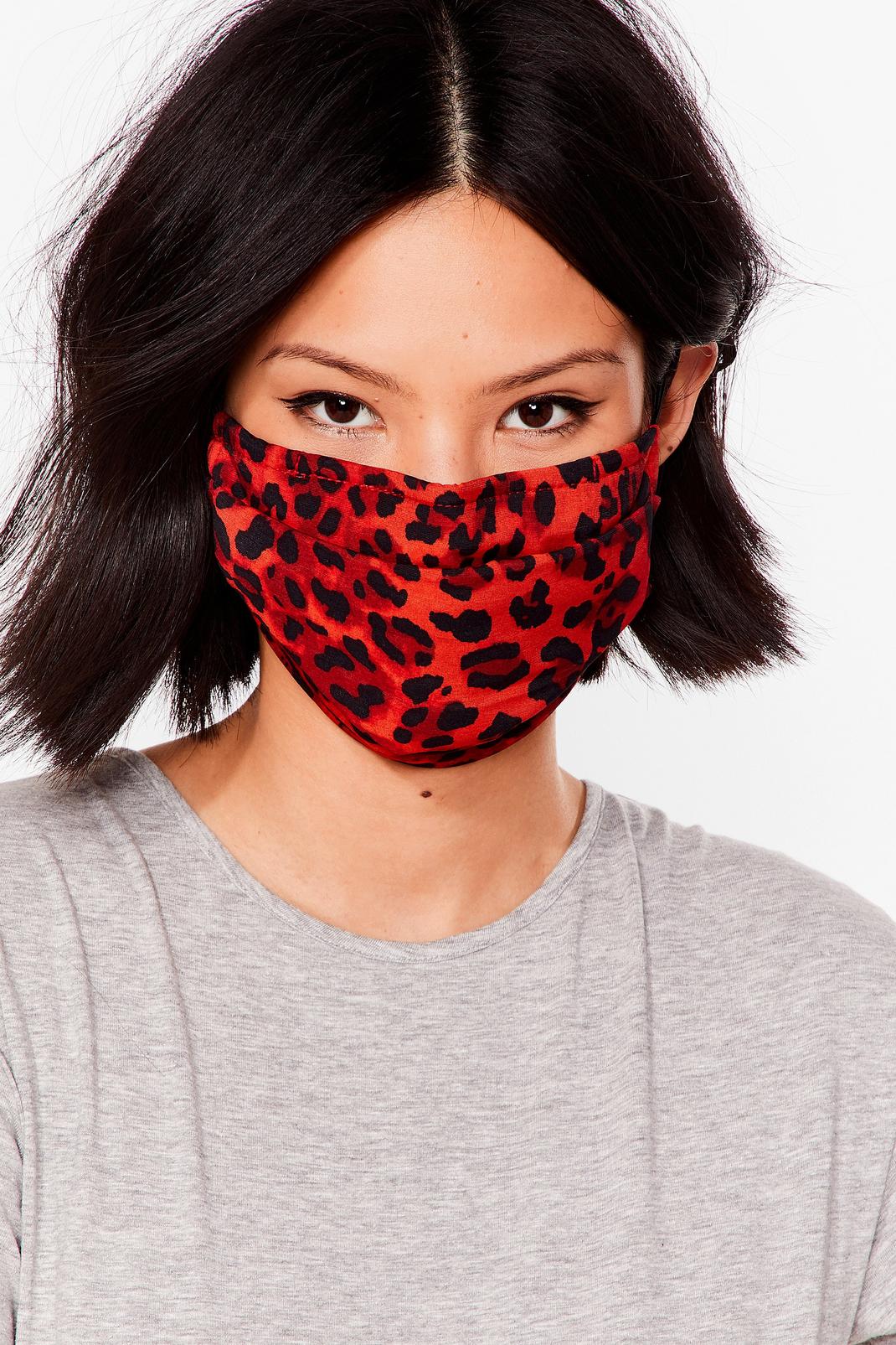 Masque facial fashion à imprimé léopard image number 1