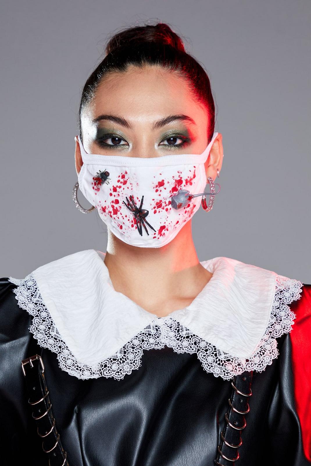 Masque facial fashion à imprimé faux sang et araignée, White image number 1