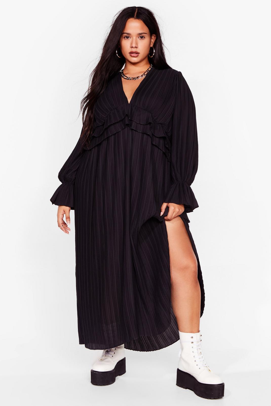 Black Plus Size Loose Pleated Maxi Dress image number 1