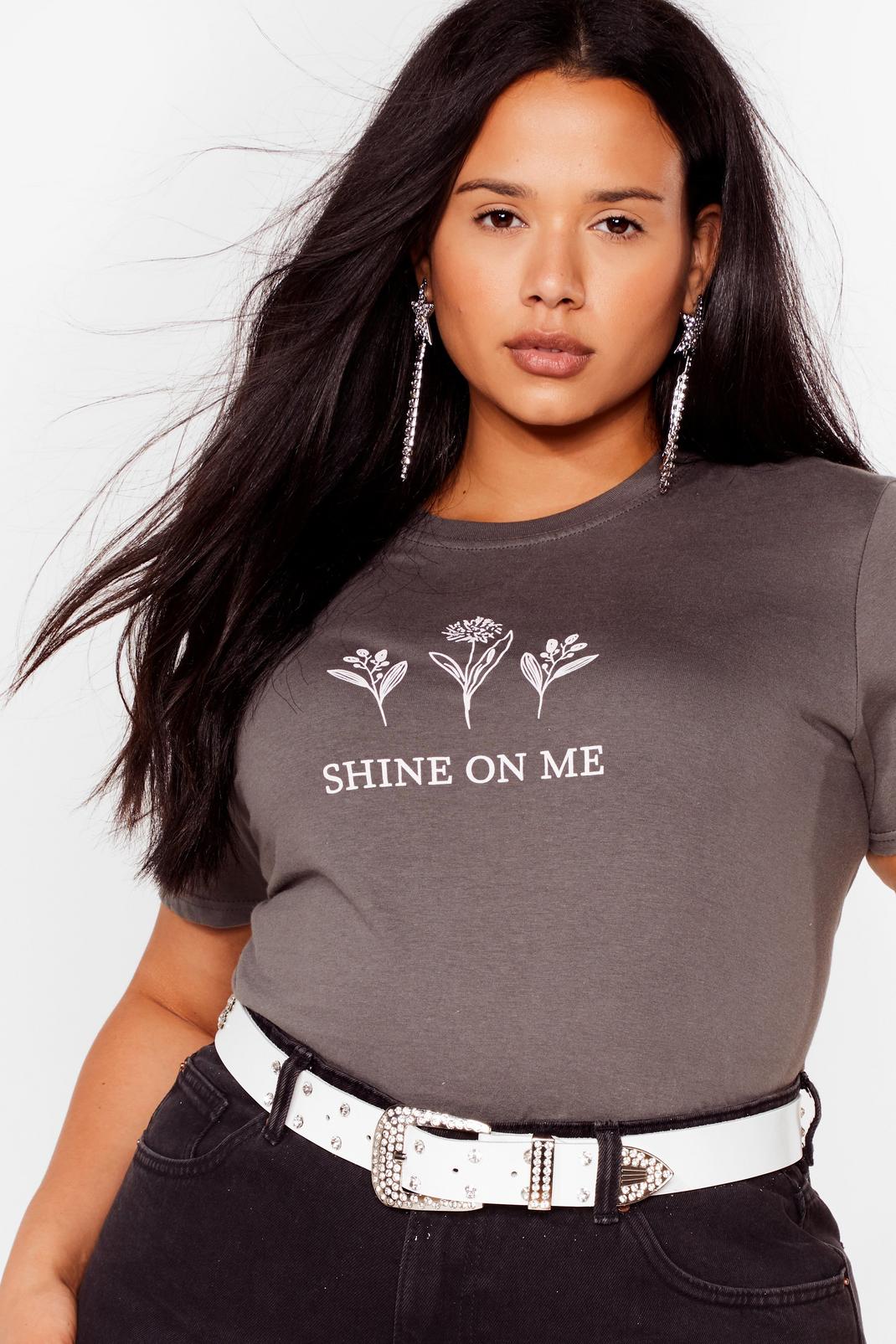 Grande taille - T-shirt à slogan Shine On Me image number 1