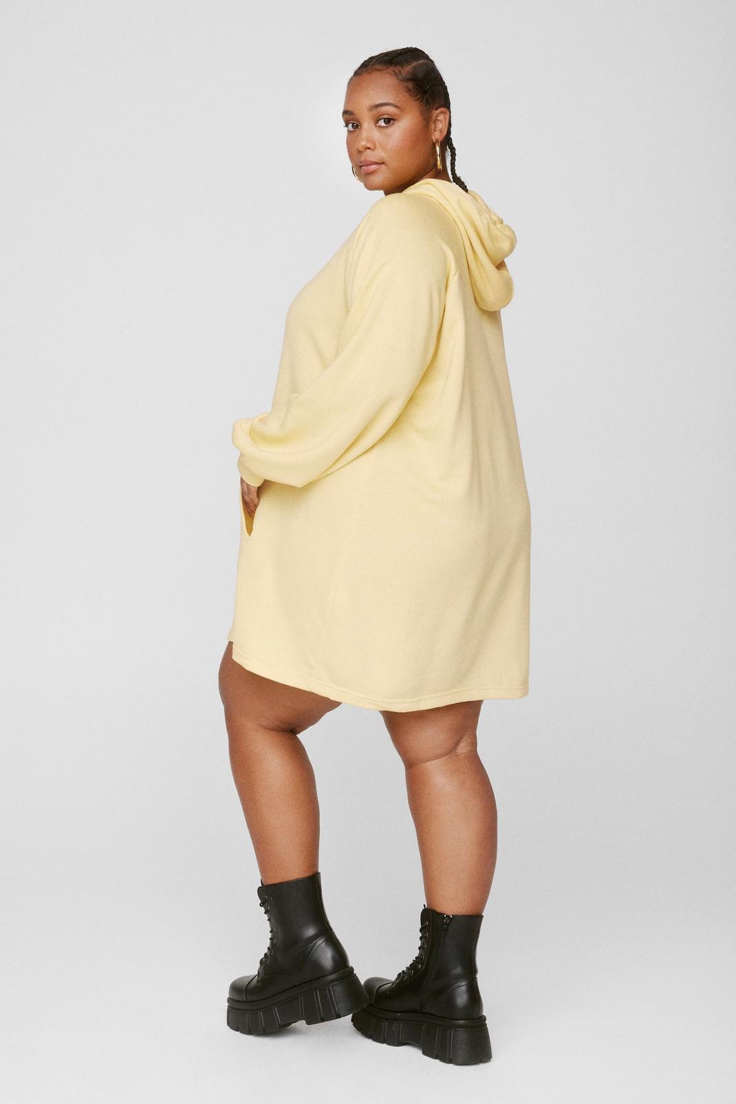 Grande Taille - Robe sweat à capuche et poche kangourou, Lemon image number 1
