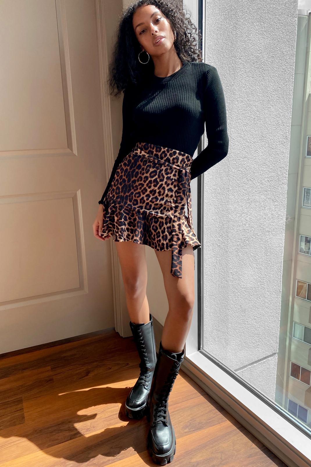 Gimme Gimme Roar Belted Leopard Skirt image number 1