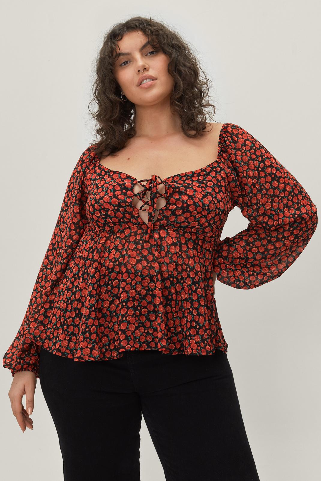 Grande taille - Blouse fleurie à smocks et manches bouffantes, Red image number 1