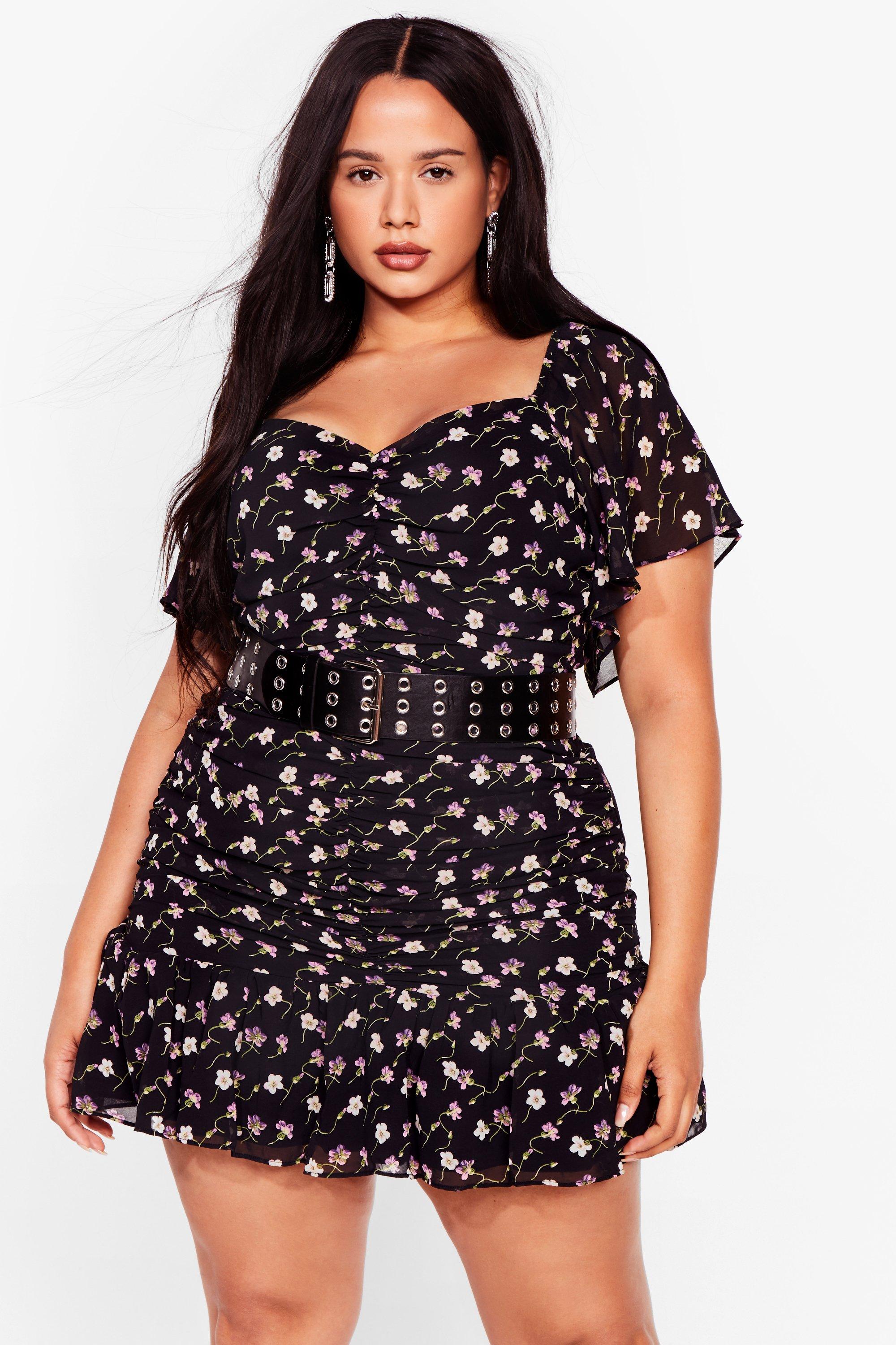 Plus size 2025 floral mini dress