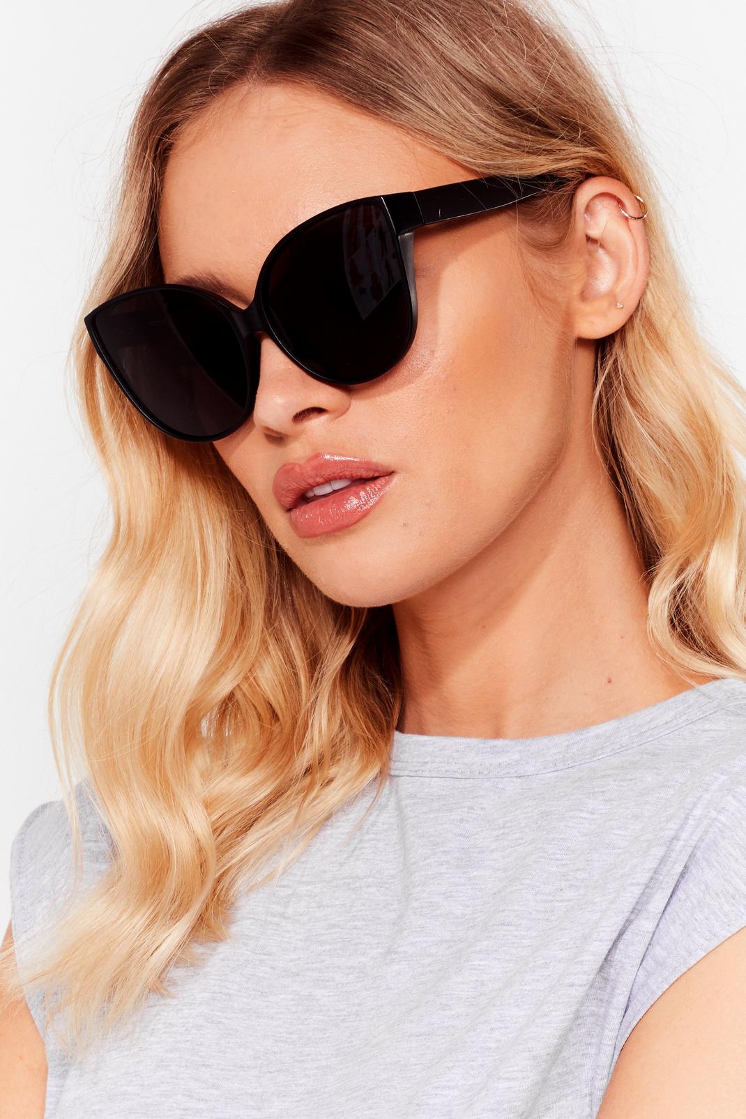 Black Right Back At You Cat-Eye Sunglasses image number 1