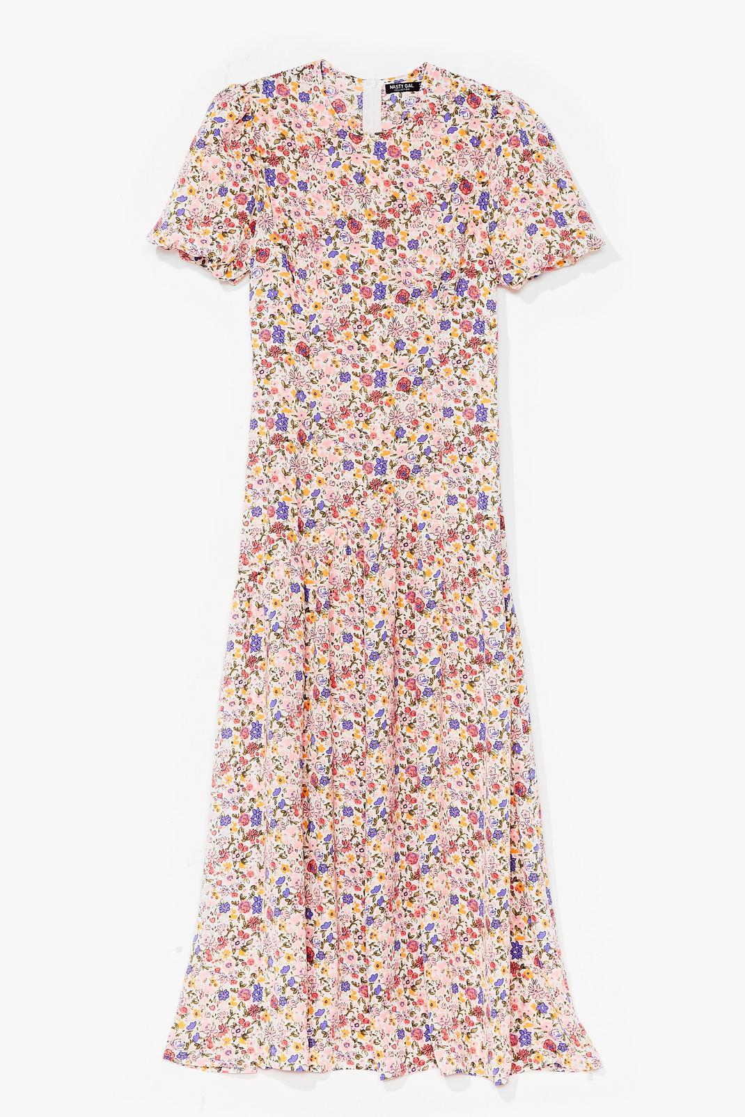 Cream Floral Crew Neck Flowy Maxi Dress image number 1