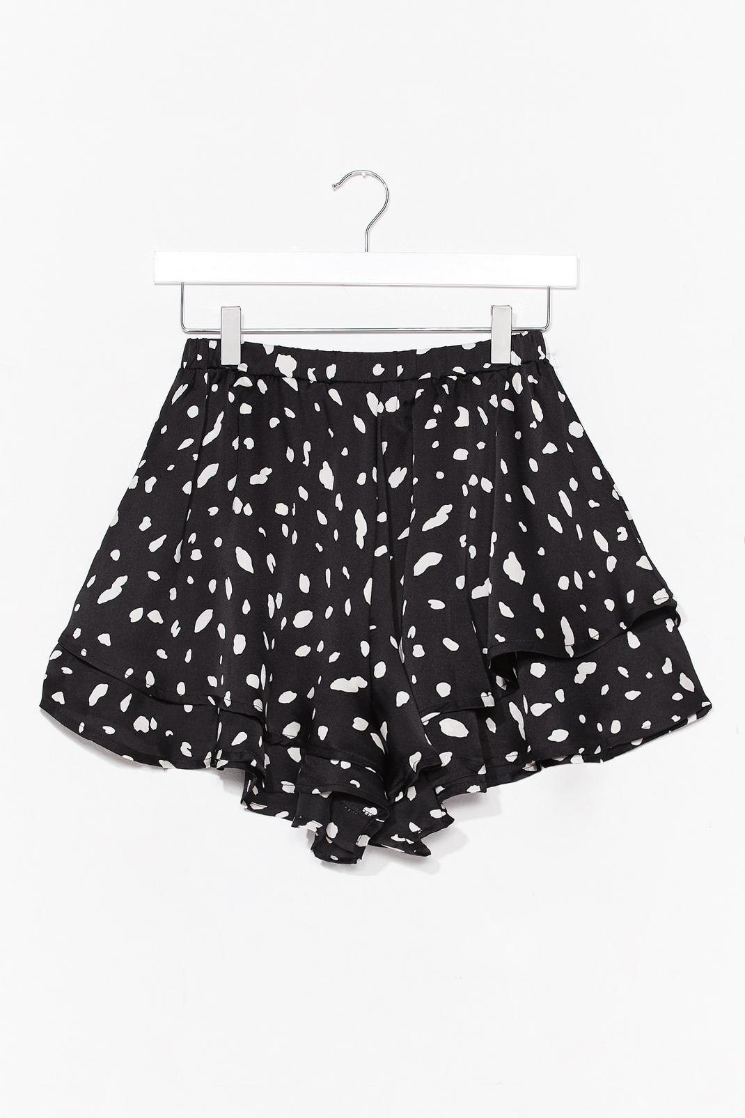 You've Been Spotted Abstract Ruffle Shorts image number 1