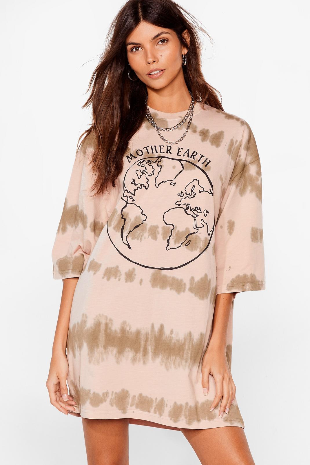 Robe t-shirt effet tie dye à impressions Mother Earth image number 1