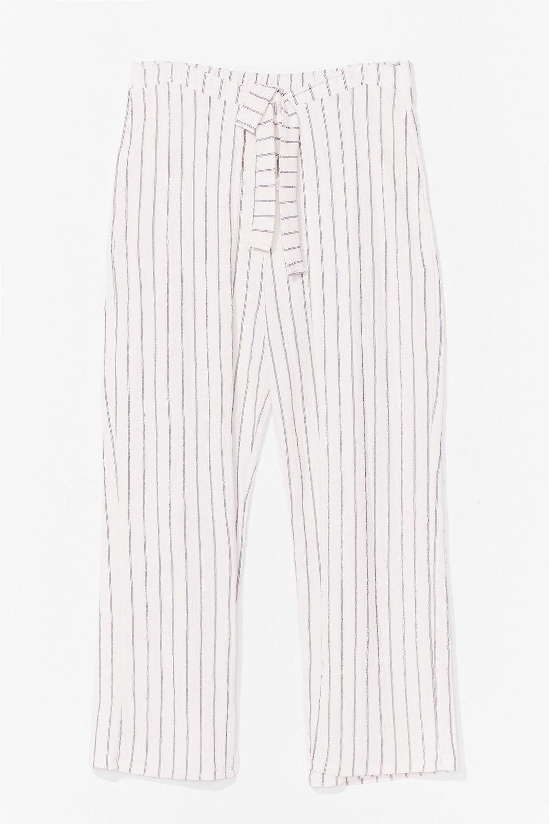 Grande taille - Pantalon large taille haute ouvert à l'avant à rayures fines, Cream image number 1