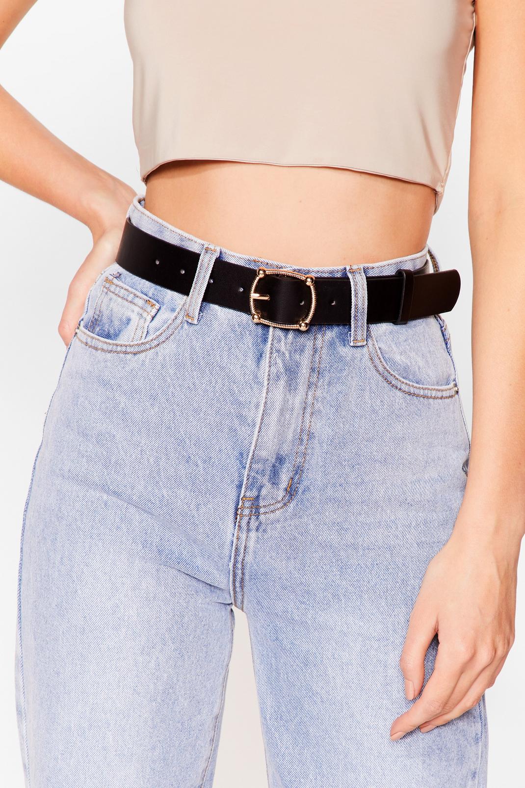 Jump A-round Buckle Faux Leather Belt image number 1