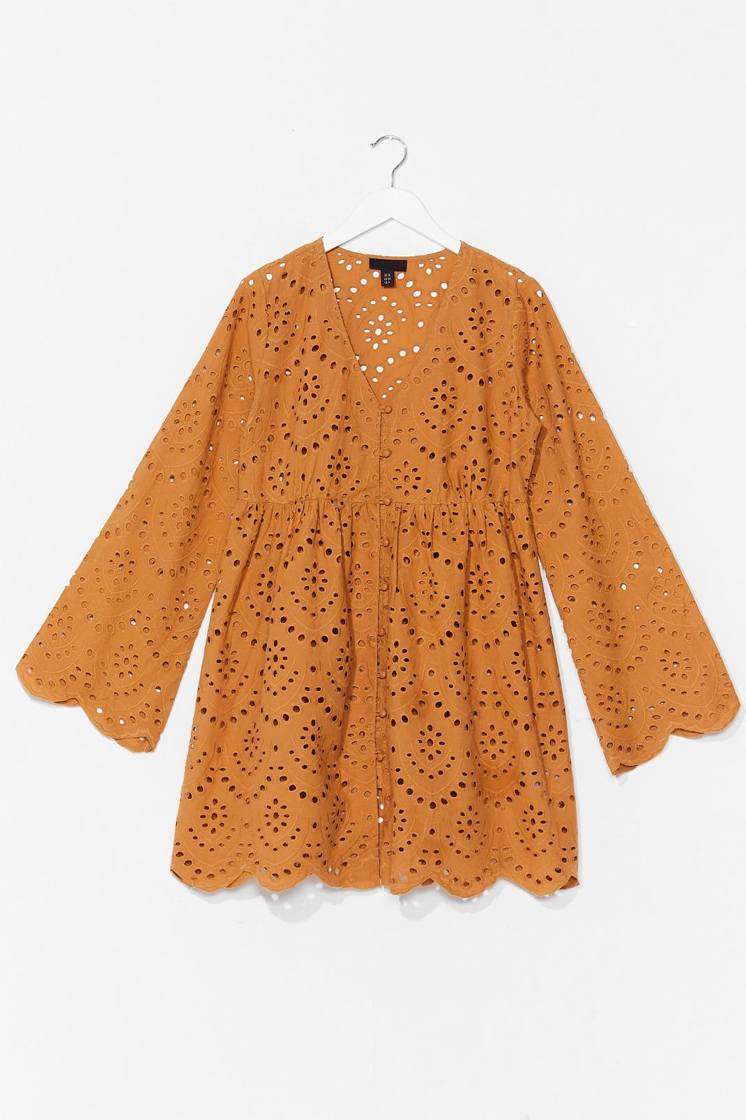 Robe oversize courte en broderie anglaise Here Comes The Sun image number 1