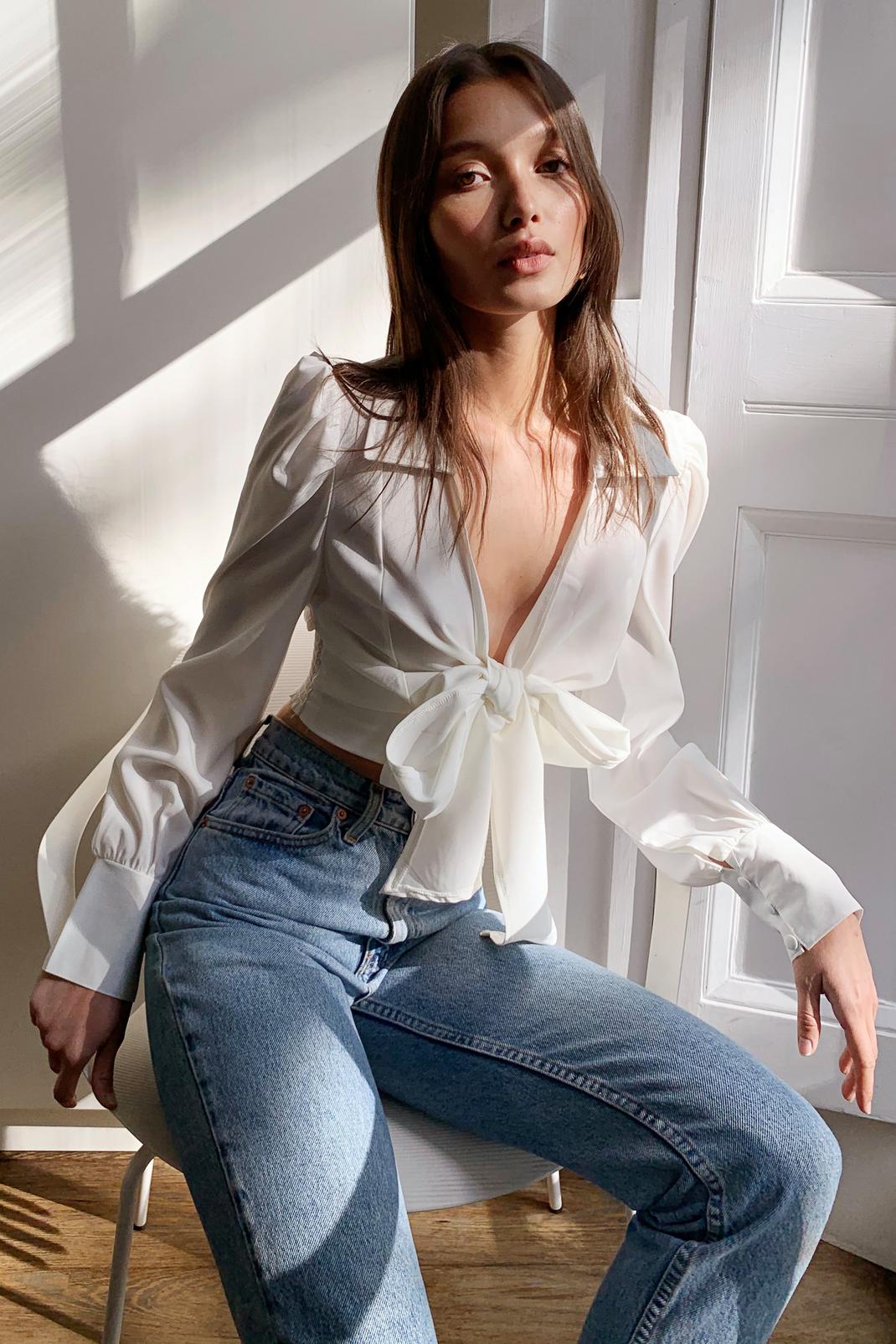 White Tie Front Deep V Neck Cropped Blouse image number 1