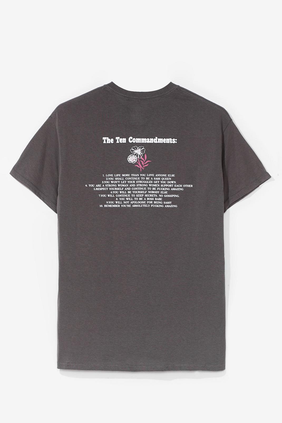 T-shirt à impression au dos Les 10 commandements d'une Nasty Gal image number 1