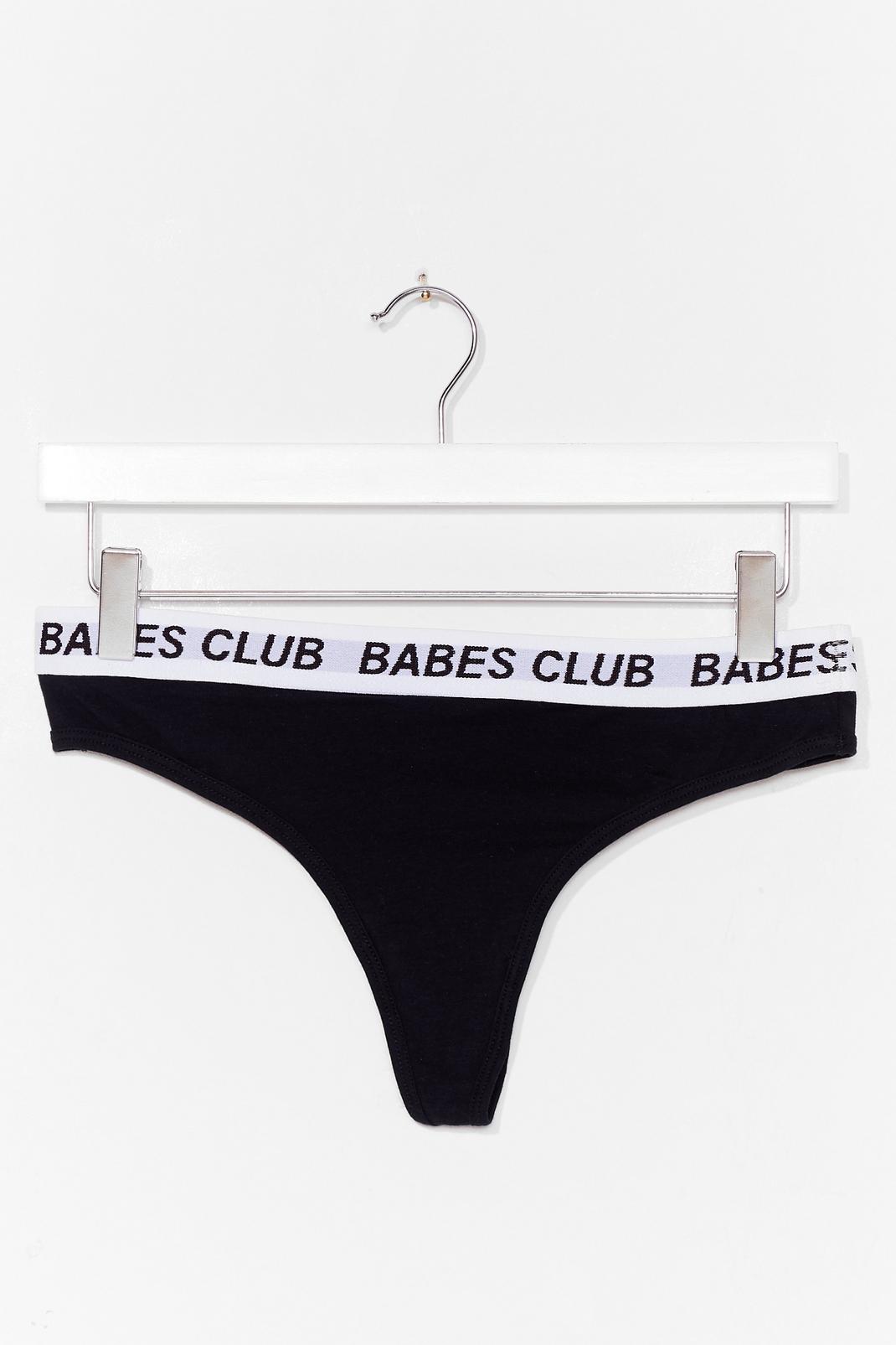 String à slogan Babes Club, Black image number 1