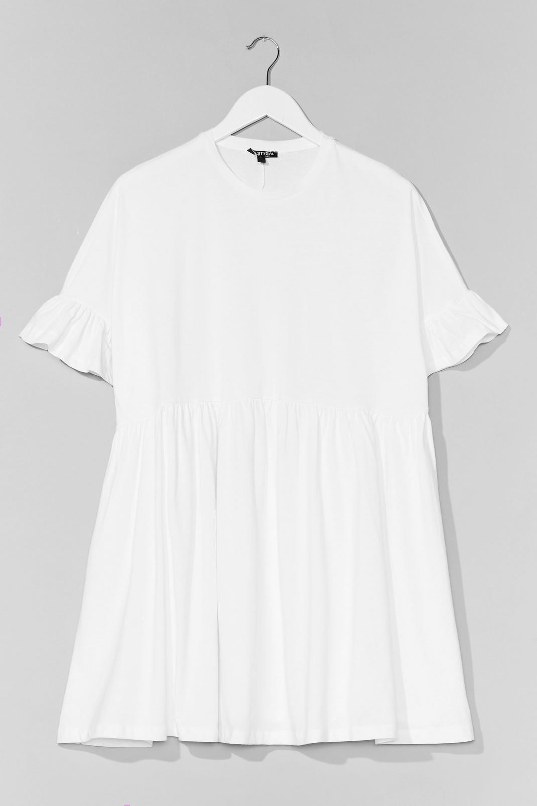Robe t-shirt smockée à manches tombantes volantées, White image number 1
