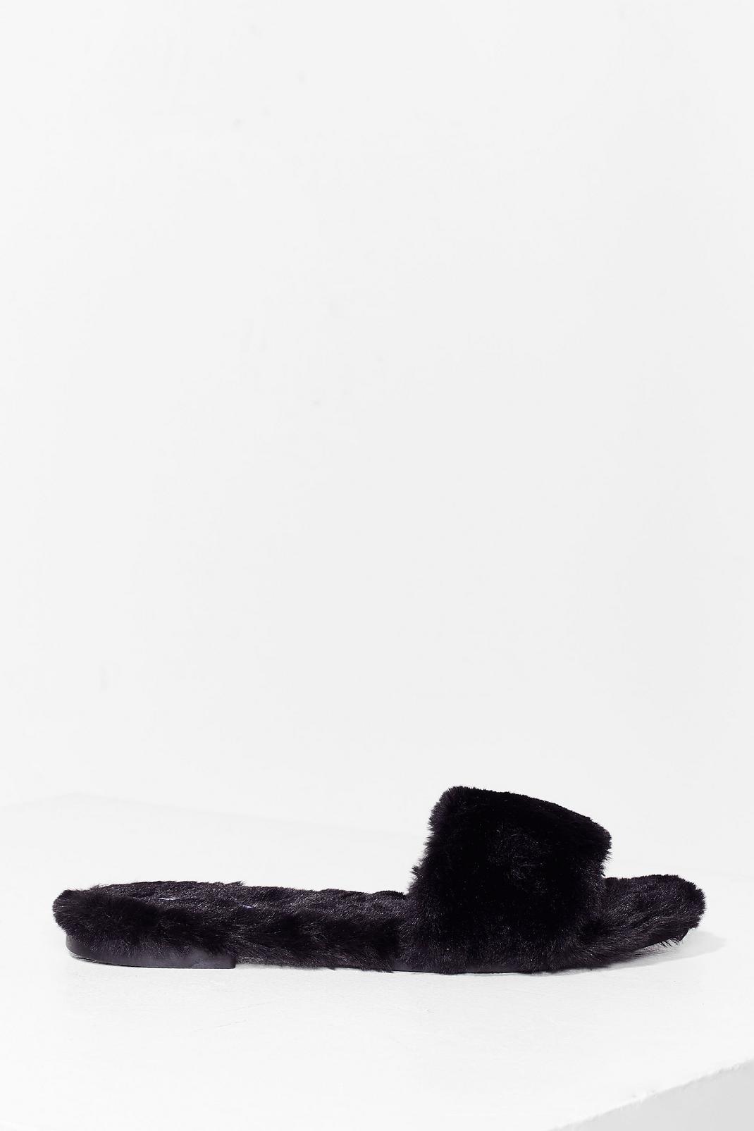 Such a Softie Faux Fur Sliders image number 1