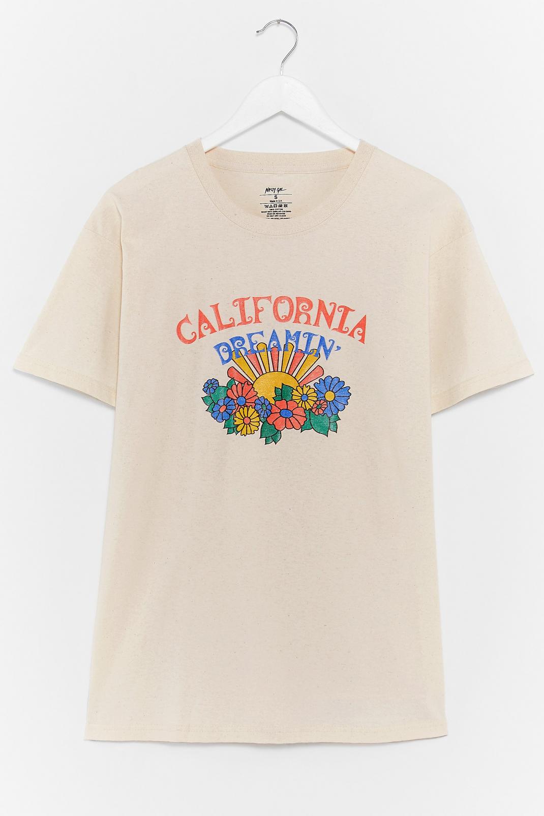 California Dreamin' Relaxed Graphic Tee image number 1