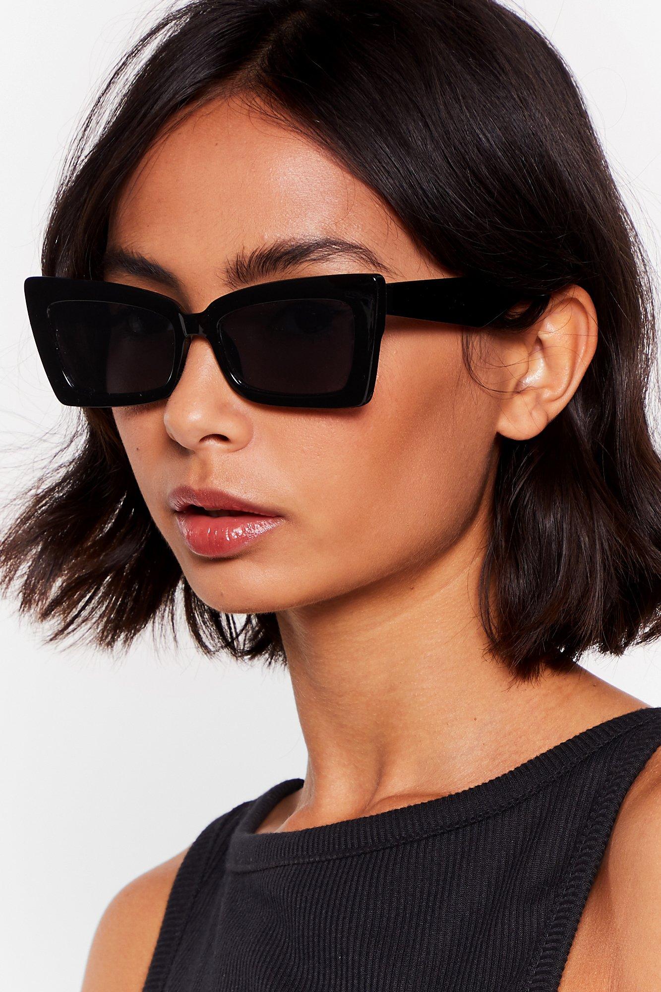 Lunette de soleil angulaire 2025