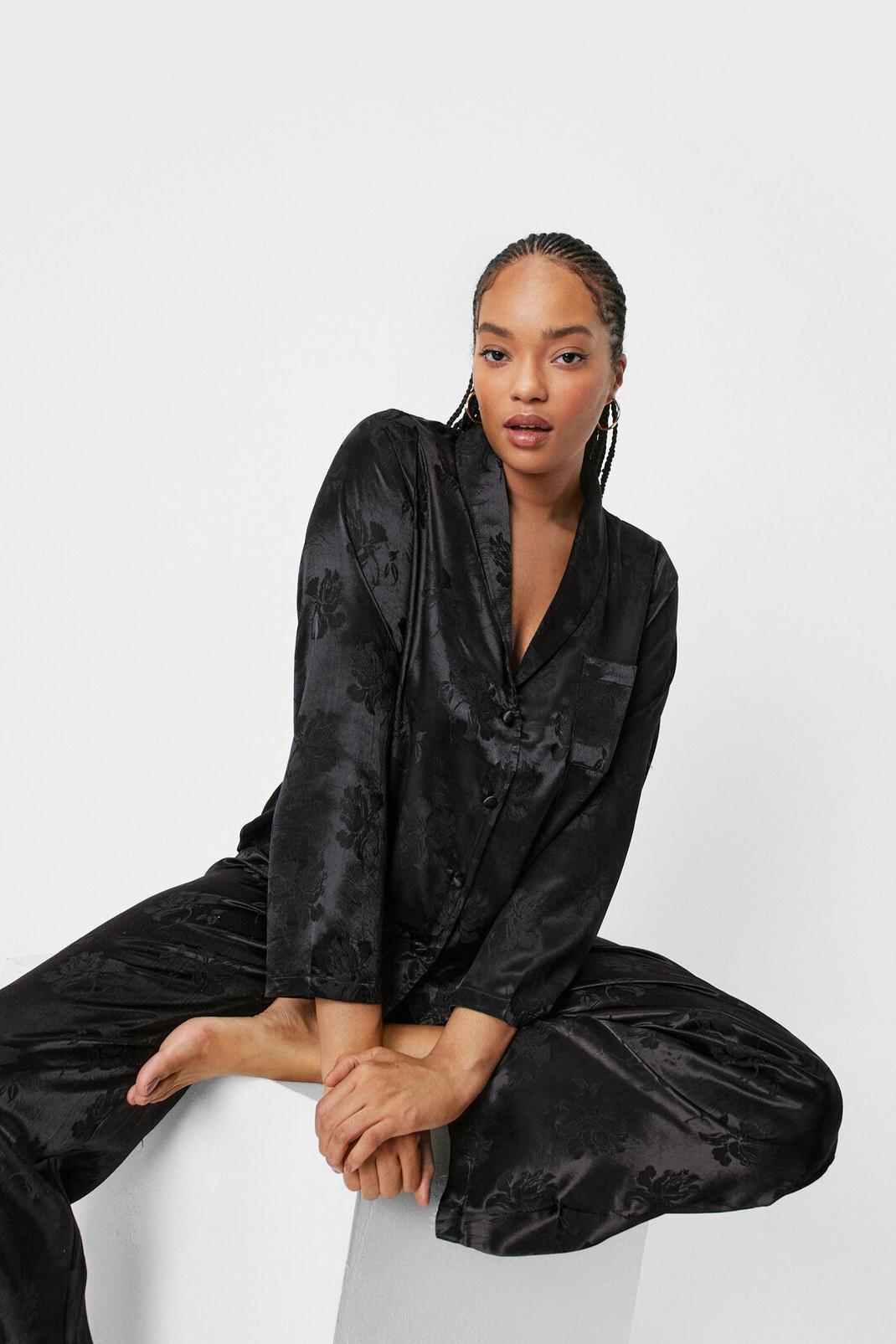 Black Plus Size Floral Jacquard Pyjama Trousers Set image number 1