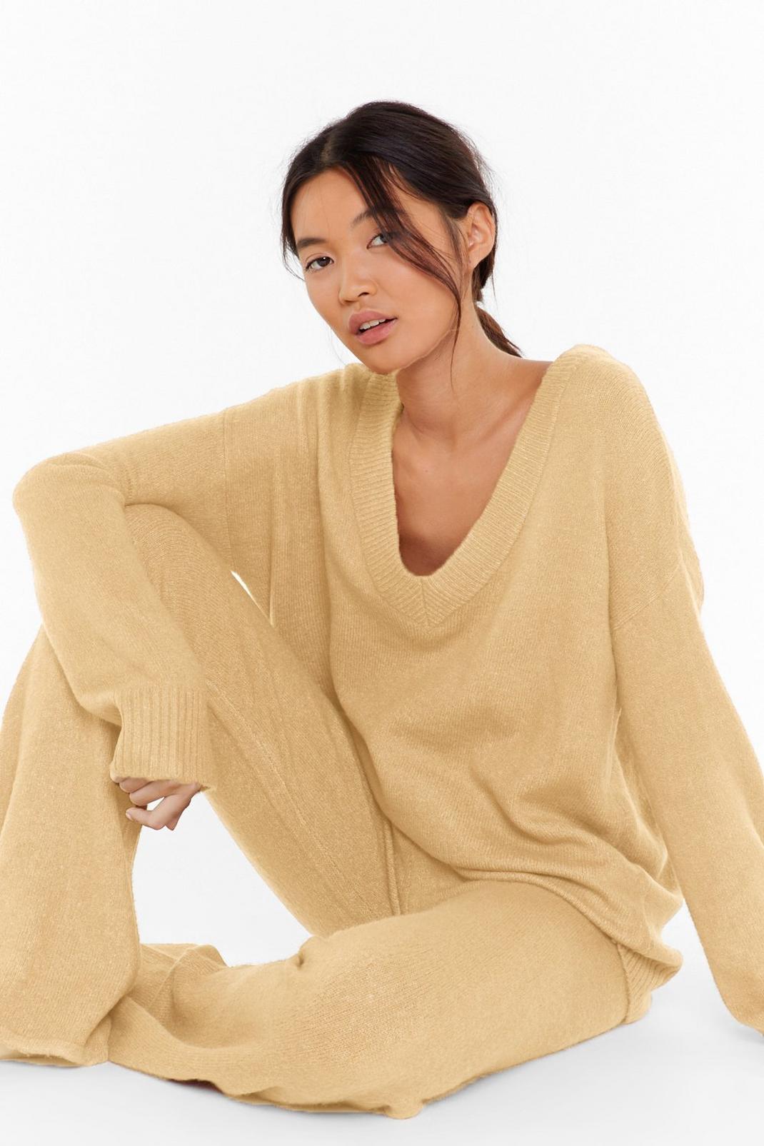 Sand Sounds Good to V-Neck Knitted Trousers Lounge Set image number 1