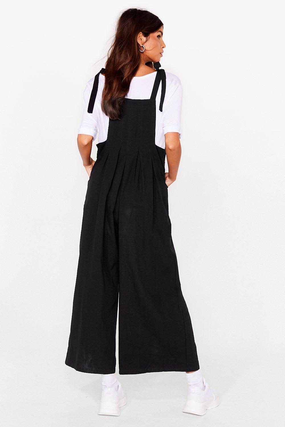 Pleated Wide Leg Dungarees