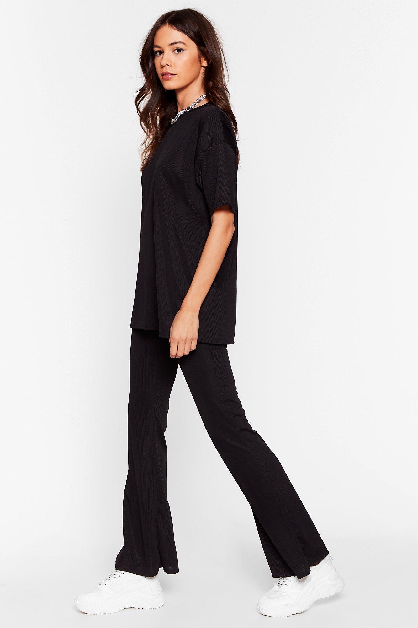 T-shirt and flared trousers set - Women
