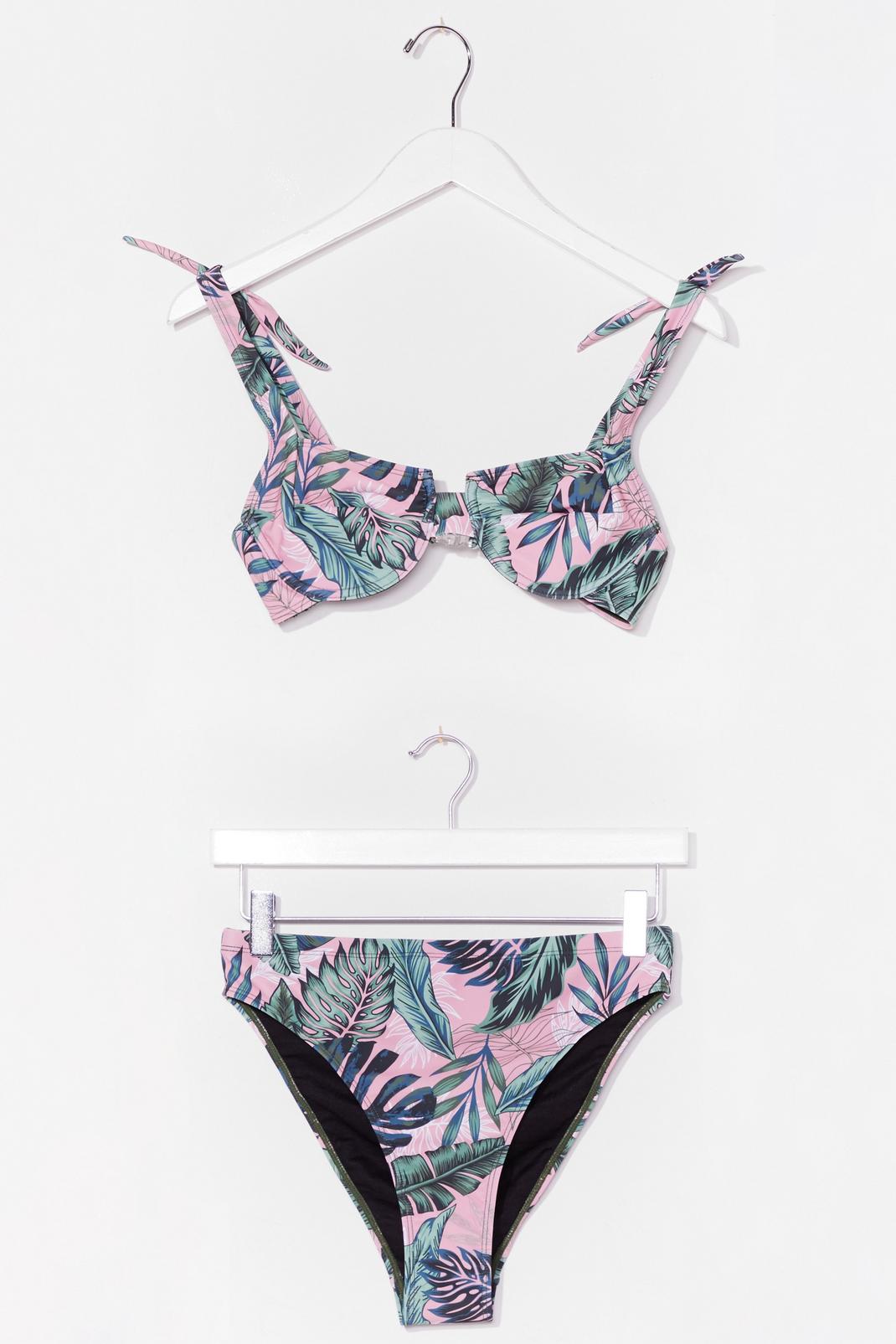Bikini haut à armatures & culotte haute imprimé tropical Rdv à Venice Beach image number 1