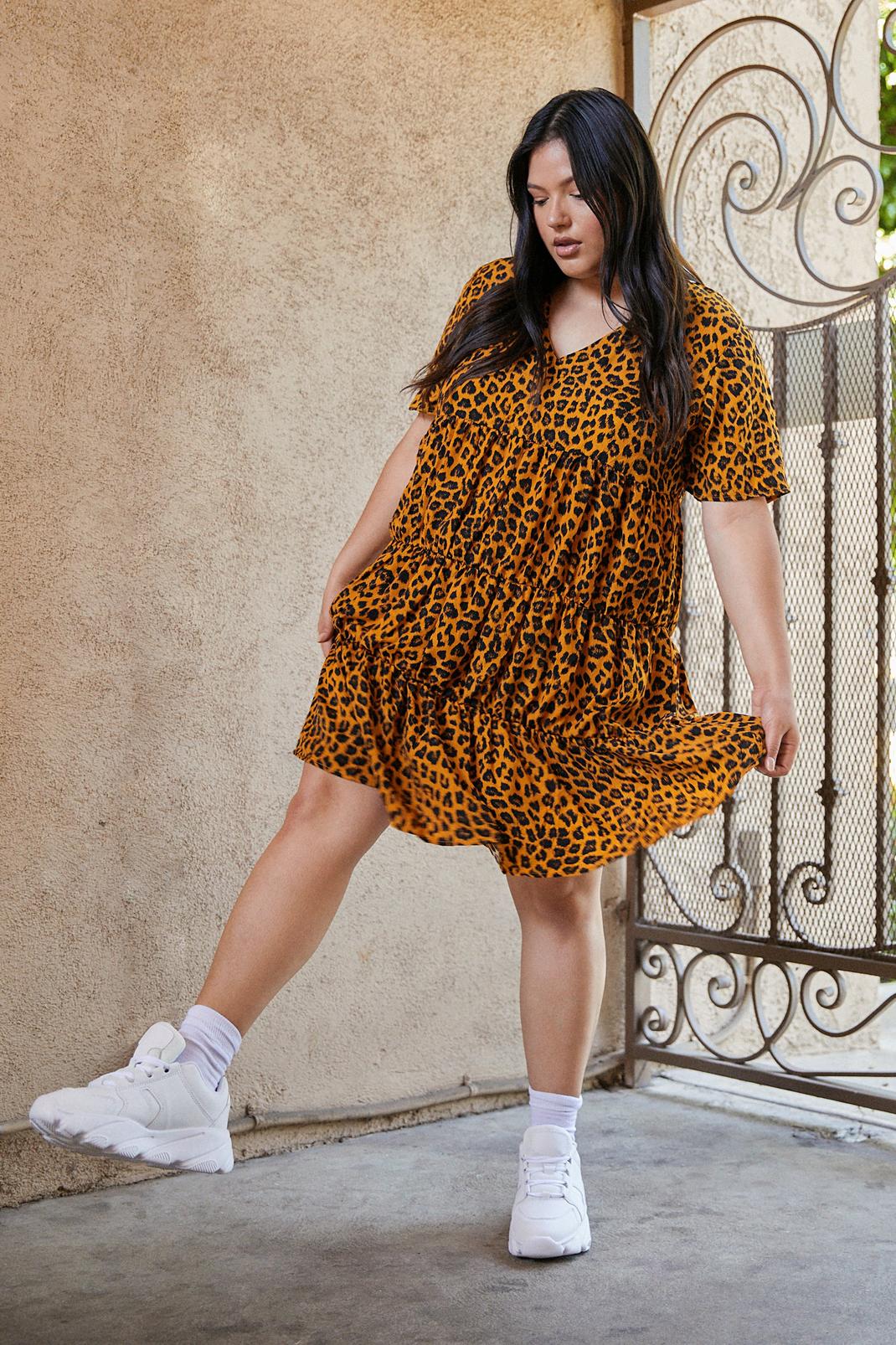 Plus Size Leopard Smock Dress image number 1