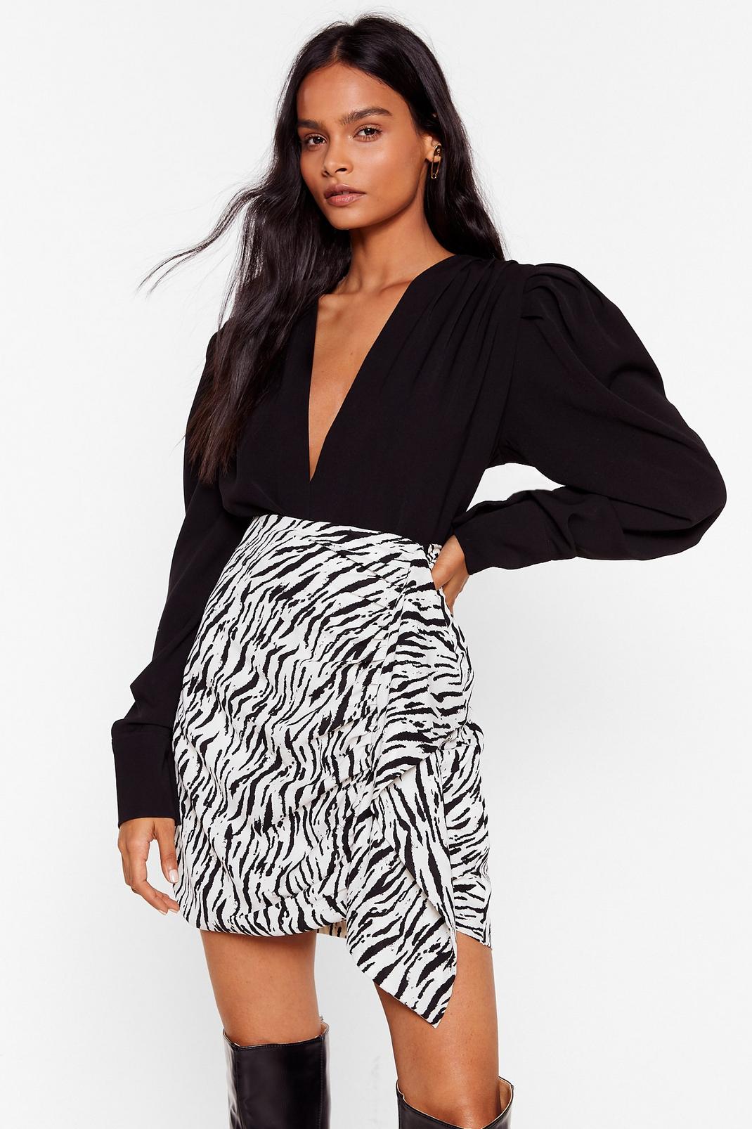 High-Waisted Zebra Print Mini Skirt with Ruffle Detailing image number 1