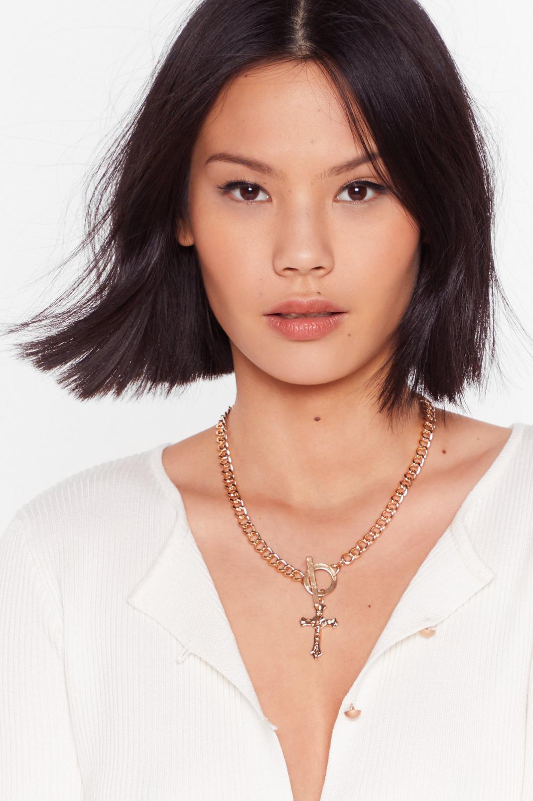 Come A-cross Chain Necklace image number 1