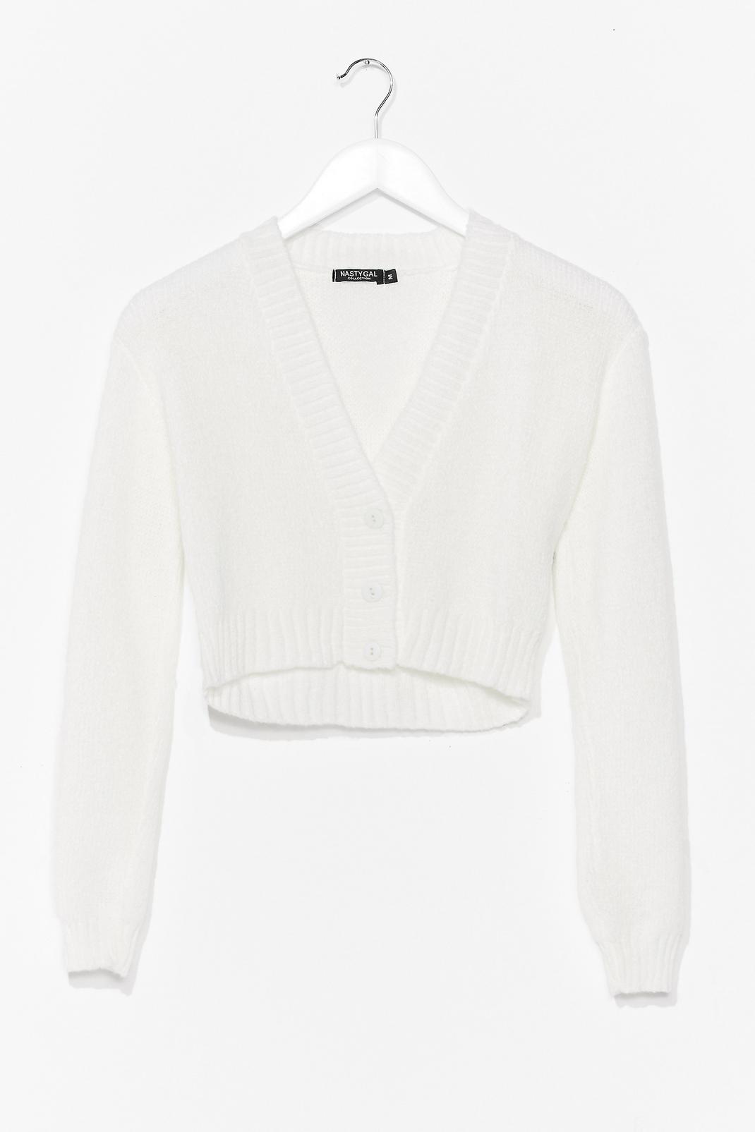 White Knitted V Neck Cropped Cardigan image number 1