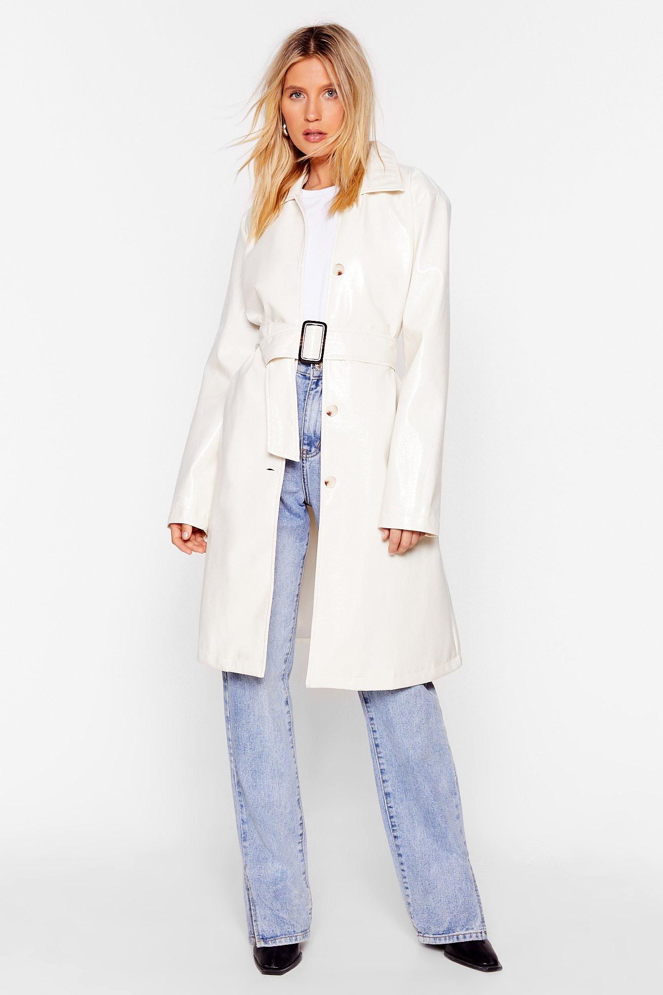 white mac coat