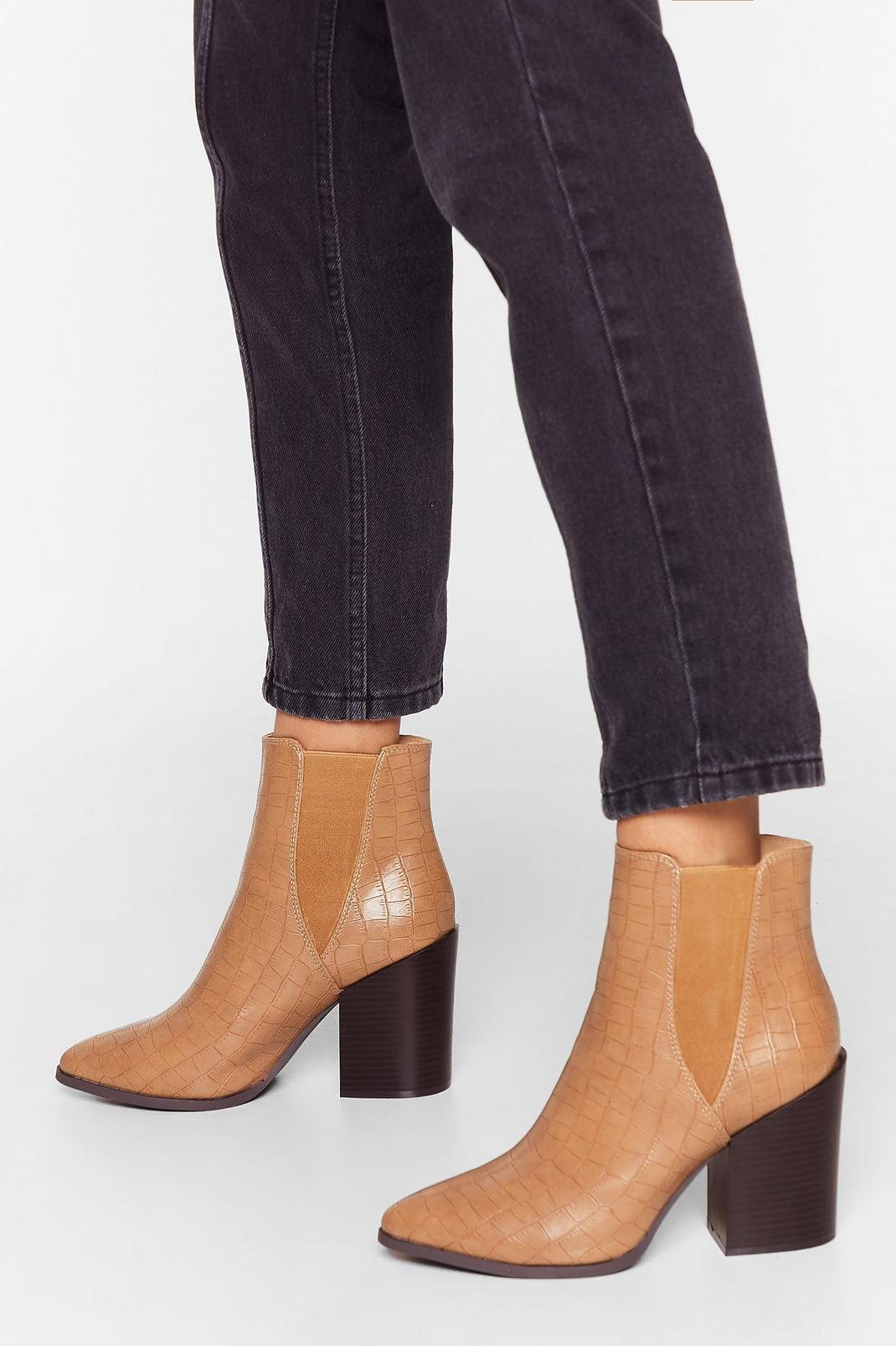 Croc's Not to Love Faux Leather Chelsea Boots | Nasty Gal