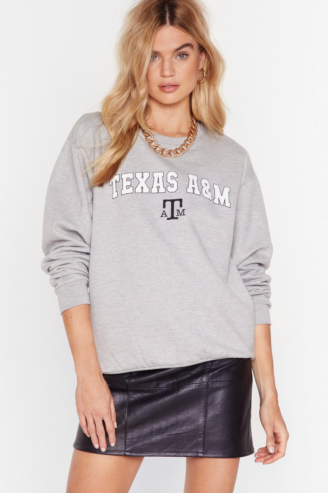 Everything's Bigger in Texas Graphic Sweatshirt image number 1