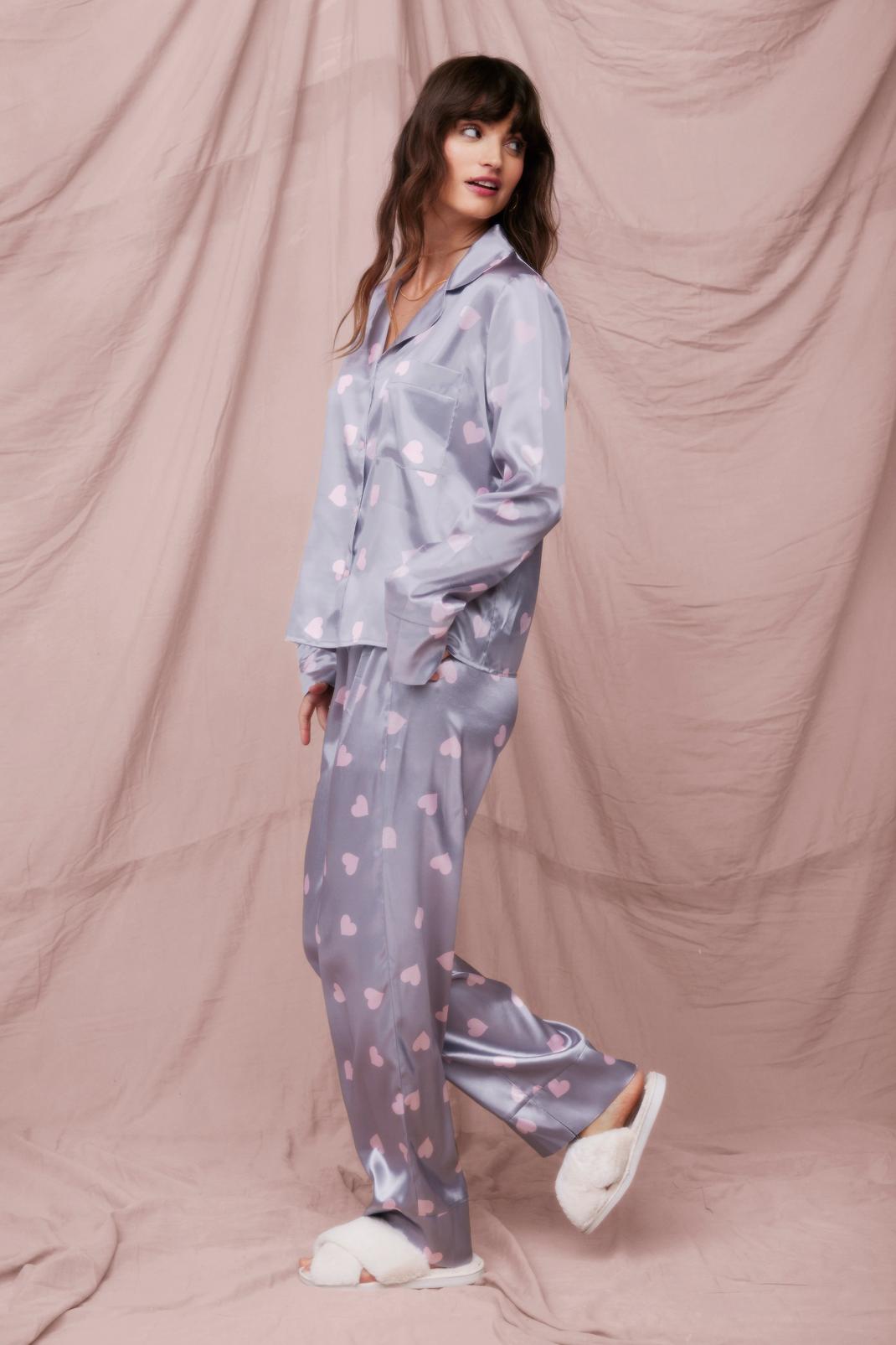 Pyjama satiné imprimé avec chemise & pantalon, Grey image number 1