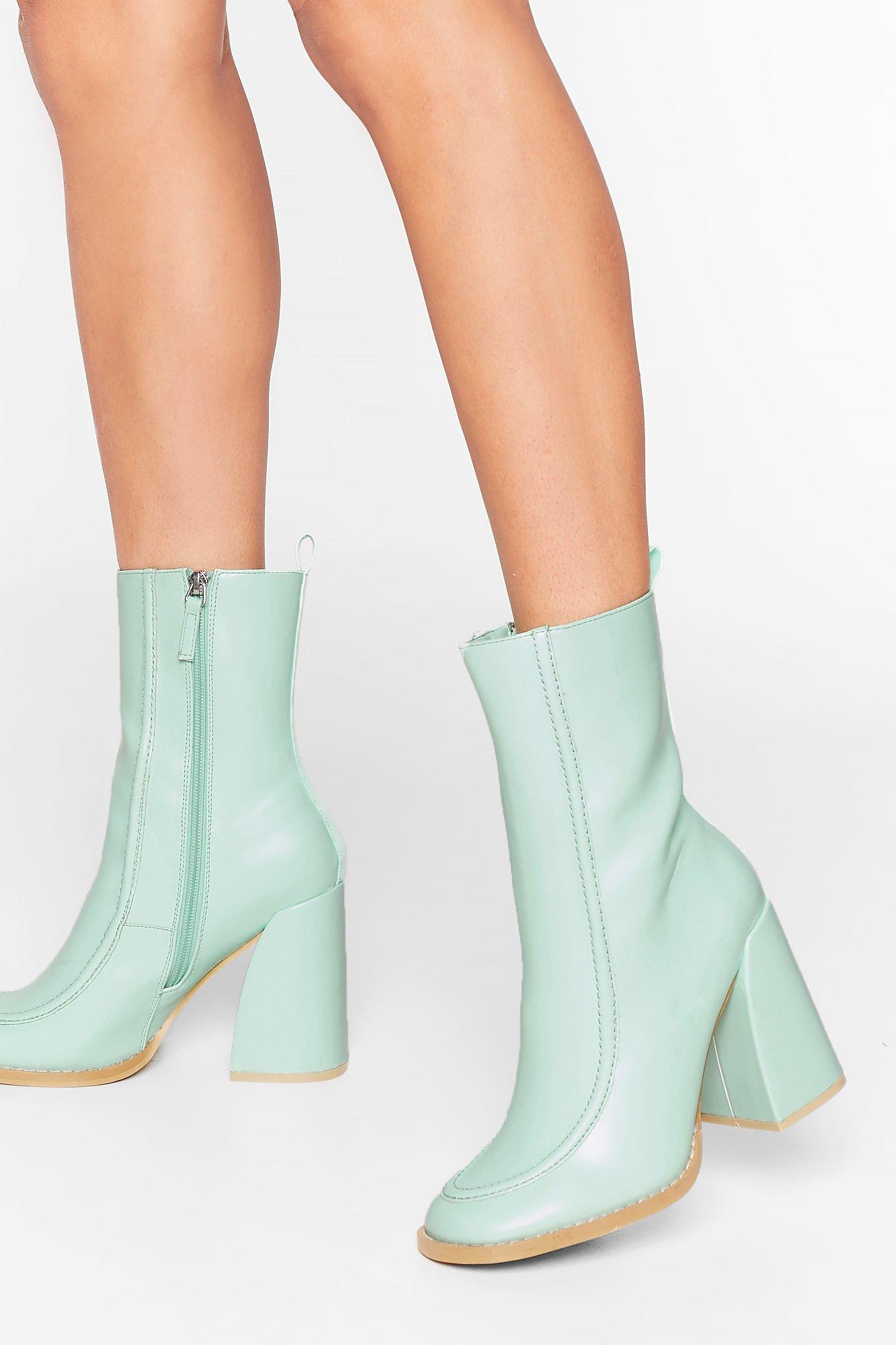 Curve 'Em Heeled Sock Boots | Nasty Gal