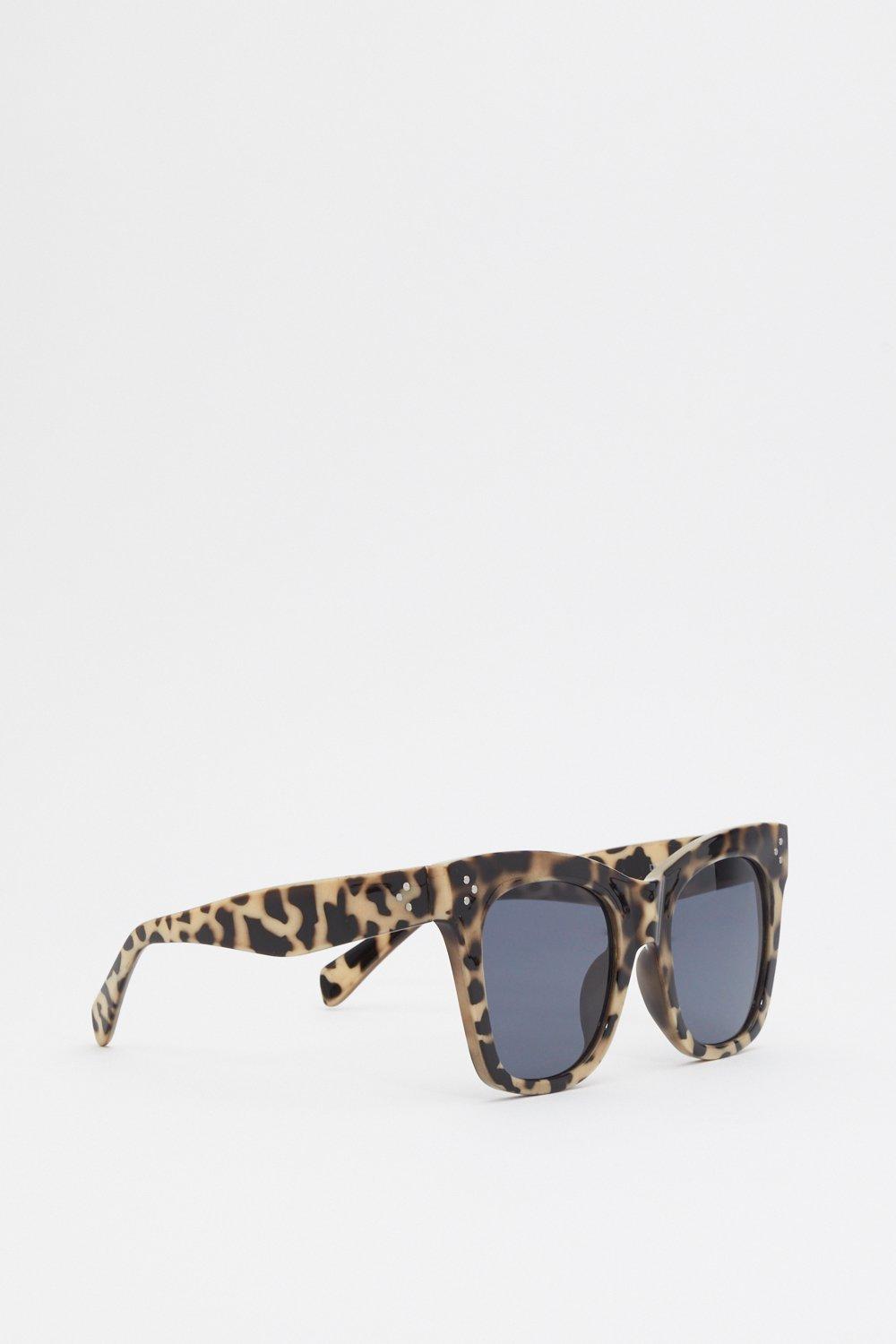 Chunky Leopard Cat Eye Sunglasses