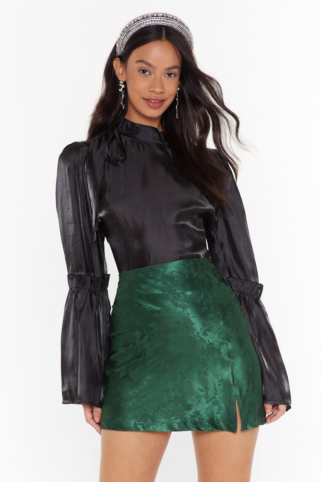 Mini-jupe satinée en jacquard , Emerald image number 1