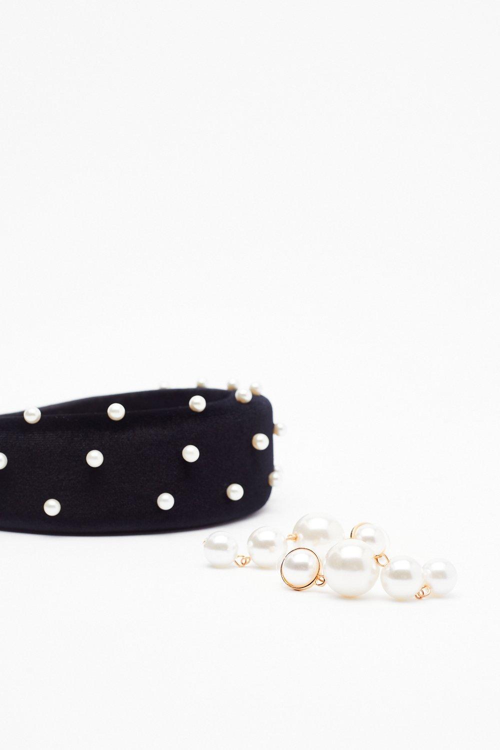 Pearl headband earring set Nasty Gal
