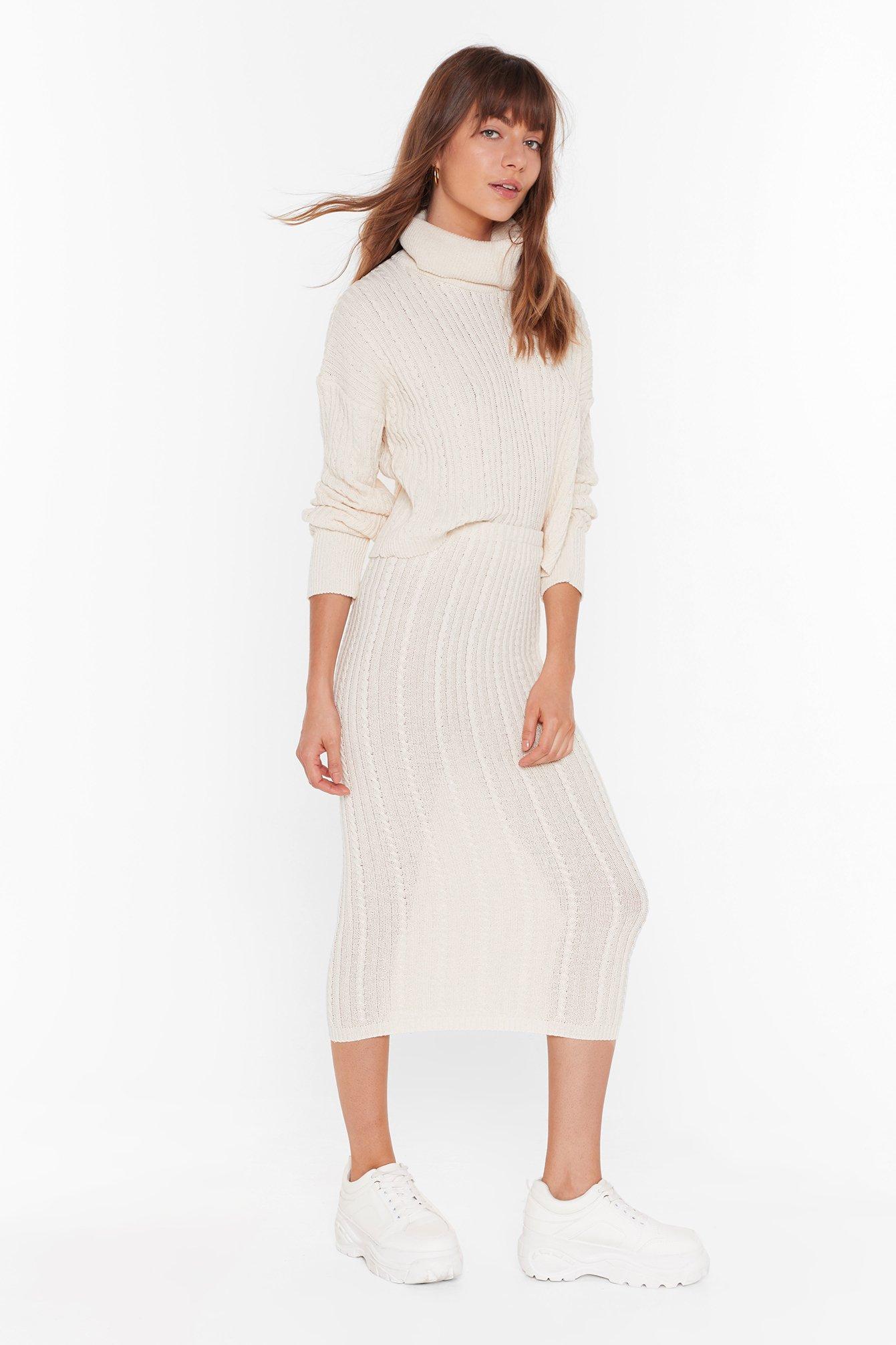 Fitted midi shop knit skirt