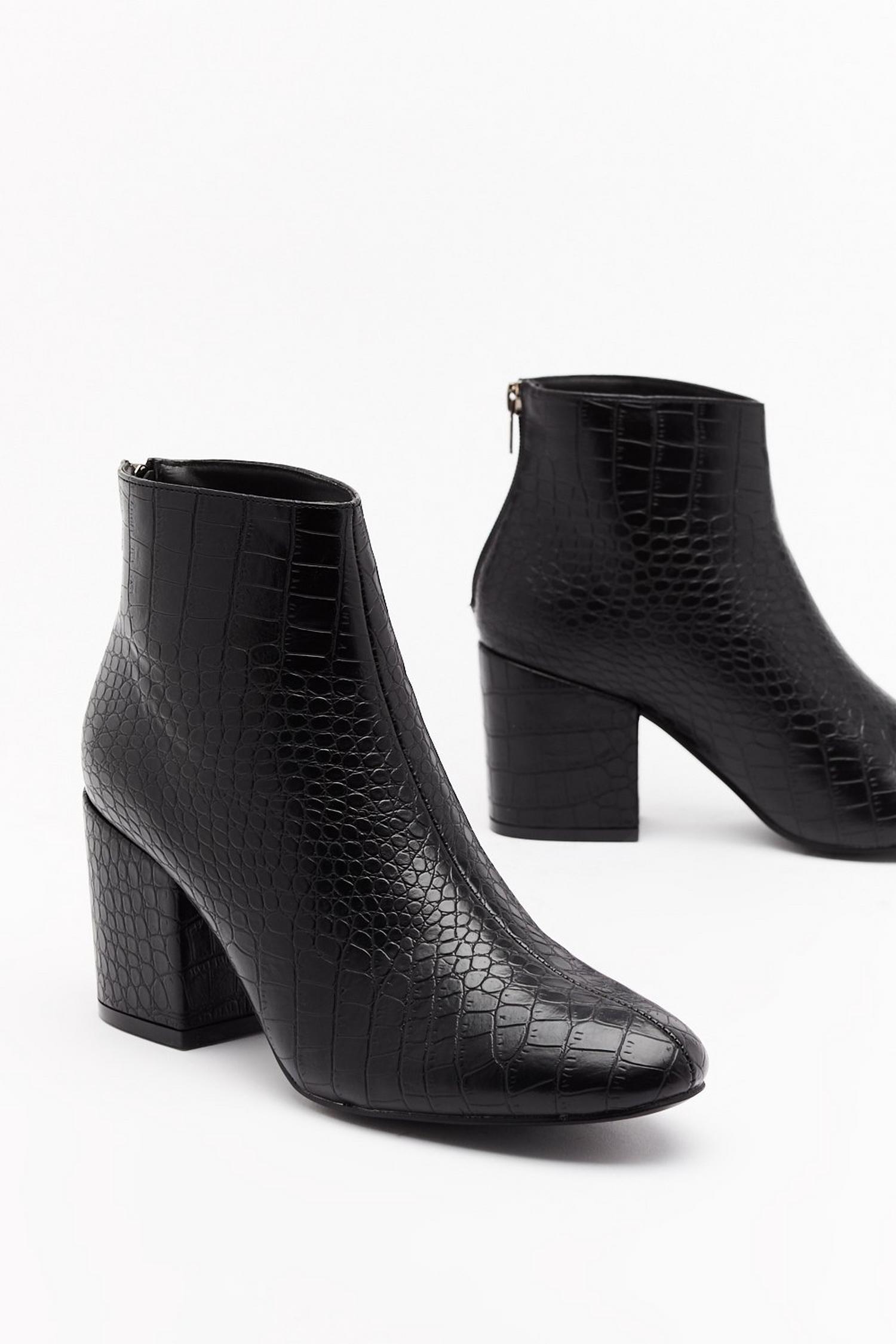 block heel croc boots